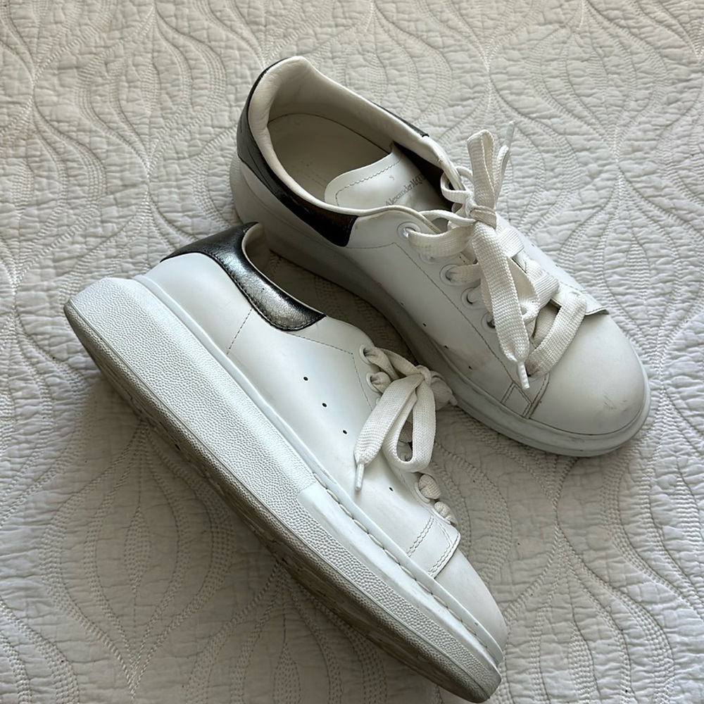 ALEXANDER MCQUEEN Oversized Sneakers in Gunmetal